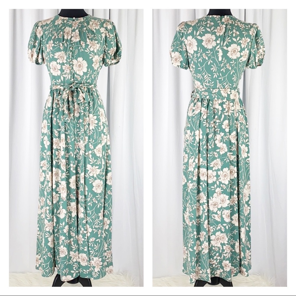 Gal Meets Glam Shannon Pleat Neck Maxi Dress - Picture 2 of 15